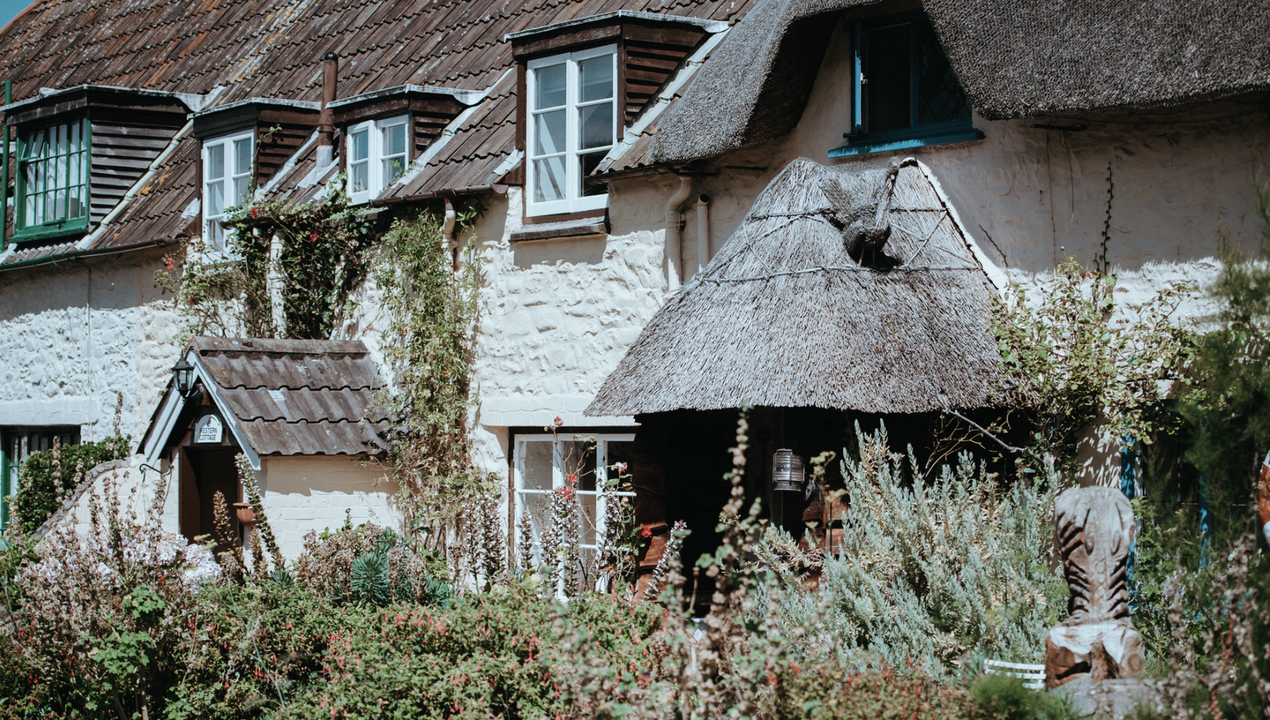 Thatched roof house, Somerset, United Kingdom.